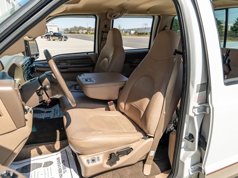 Used 1999 Ford F350 4x4 Crew Cab DRW Super Duty image 27