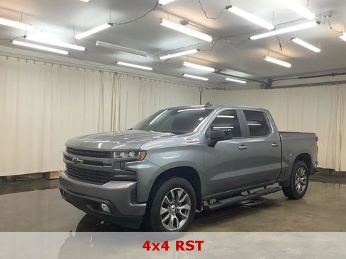 Used 2021 Chevrolet Silverado 1500 RST image 1