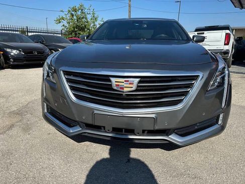 Used 2016 Cadillac CT6 Luxury image 2