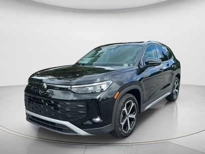 New 2026 Volkswagen Tiguan SE