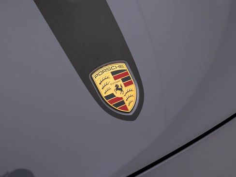 Certified 2025 Porsche 911 Carrera image 34