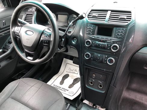 Used 2017 Ford Explorer 4WD Police Interceptor image 25