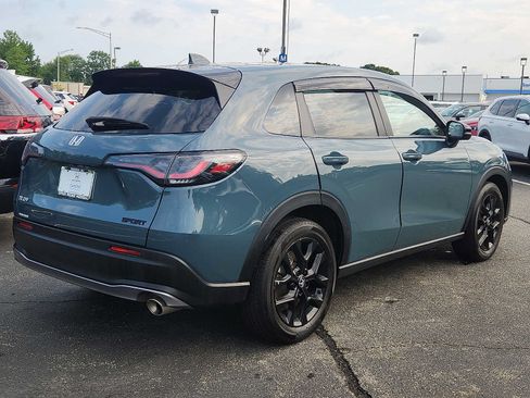 Certified 2025 Honda HR-V Sport image 6