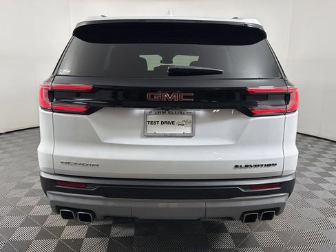 New 2025 GMC Acadia Elevation image 5