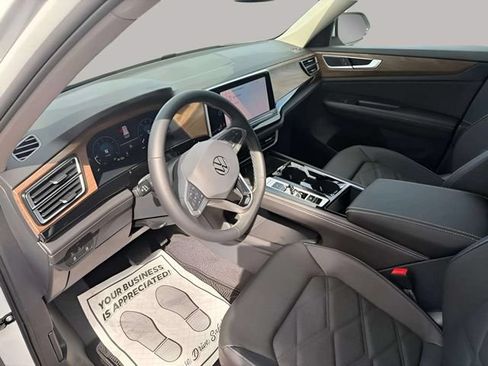 New 2026 Volkswagen Atlas SE AWD/4WD image 7