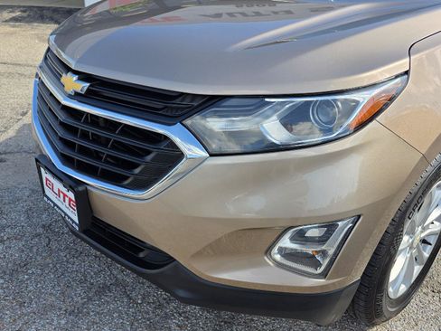 Used 2019 Chevrolet Equinox LT w/ Driver Convenience Package FWD image 38