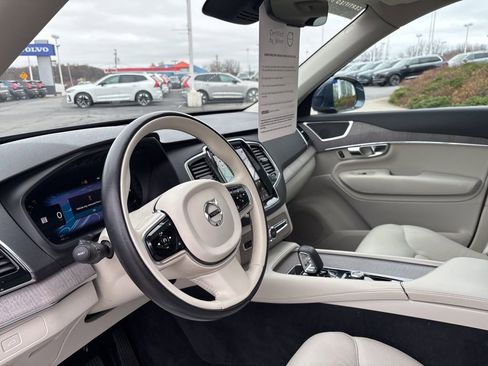 Certified 2023 Volvo XC90 B6 Plus w/ Protection Package Premier image 17