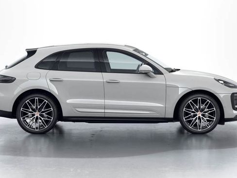 New 2026 Porsche Macan image 54