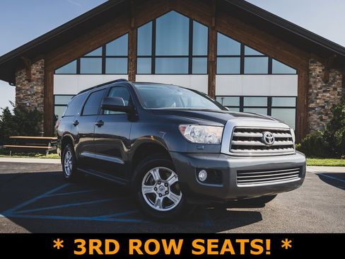 Used 2017 Toyota Sequoia SR5 AWD/4WD image 1