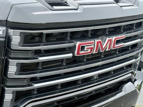 Used 2023 GMC Sierra 2500 AT4 w/ AT4 Premium Plus Package image 14