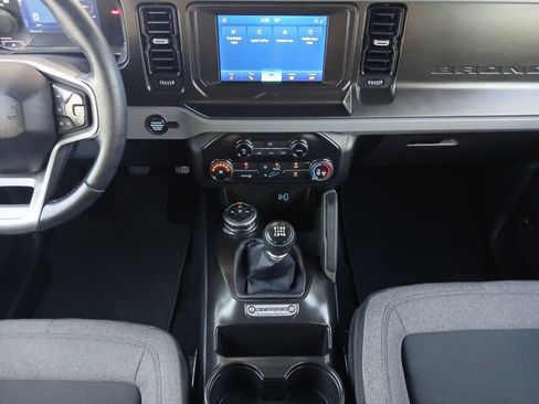 Used 2021 Ford Bronco Big Bend AWD/4WD image 3