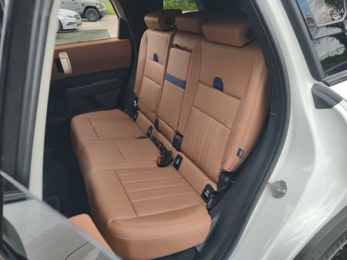 Used 2025 MINI Cooper Countryman SE w/ Comfort Package Max image 22