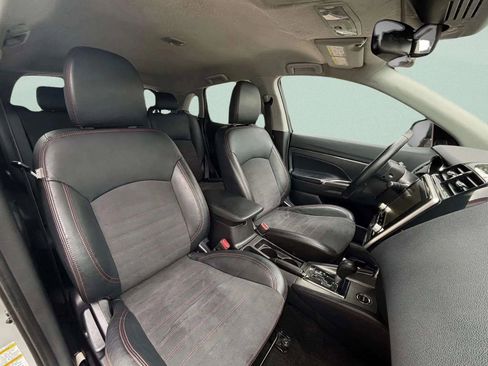 Used 2022 Mitsubishi Outlander Sport SE image 9