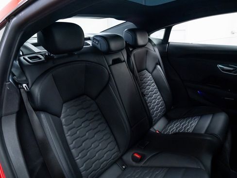 Used 2022 Audi e-tron GT Prestige w/ Prestige Package image 22