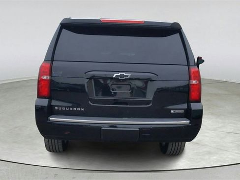 Used 2017 Chevrolet Suburban Premier image 5