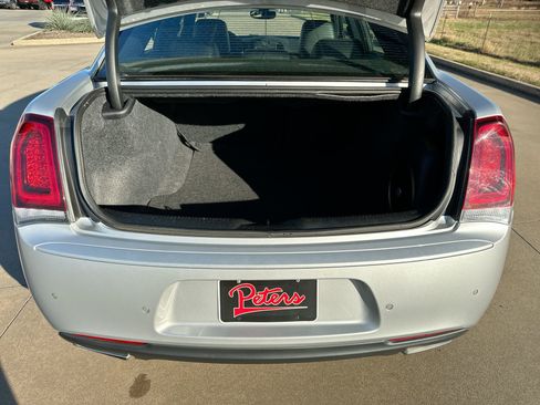 Used 2023 Chrysler 300 S image 24