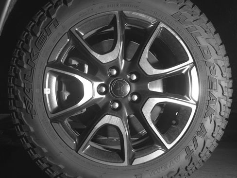 Used 2025 Jeep Compass Trailhawk AWD/4WD image 12
