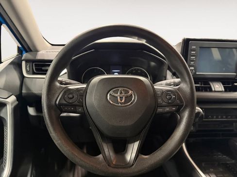 Used 2019 Toyota RAV4 LE w/ Carpet Mat Package FWD image 13