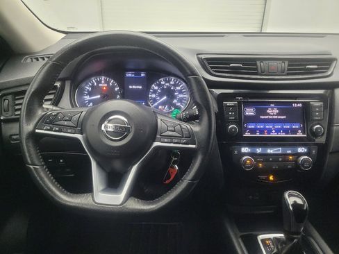 Used 2019 Nissan Rogue SV FWD image 22