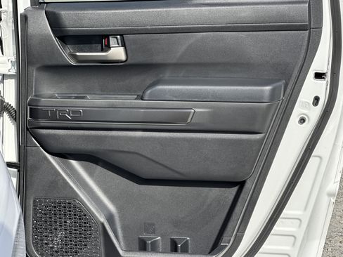 Used 2025 Toyota Tacoma TRD Off-Road w/ TRD Off Road Premium Package image 16