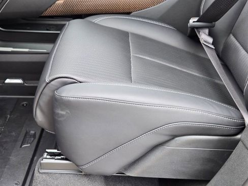 Certified 2026 Cadillac Vistiq Sport w/ LPO, Floor Liner Package image 27