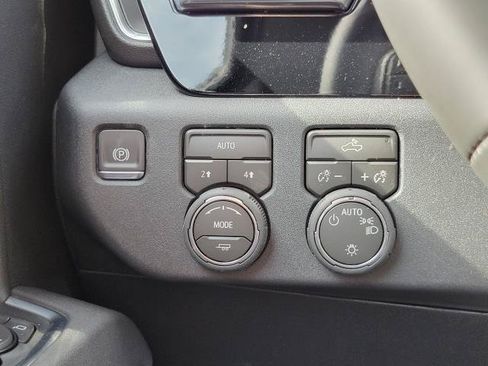 New 2026 Chevrolet Silverado 1500 LT AWD/4WD image 12