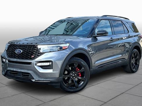 Used 2023 Ford Explorer ST w/ Equipment Group 401A image 2