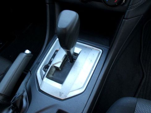 Used 2018 Subaru Crosstrek 2.0i image 19