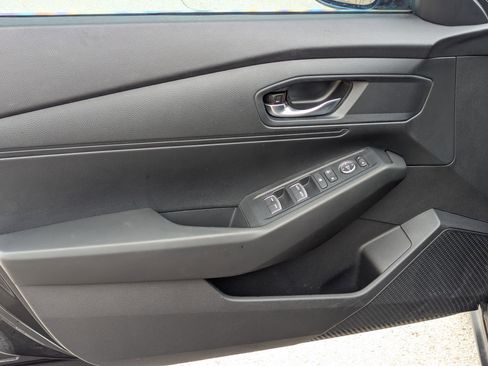 Used 2023 Honda Accord LX image 11