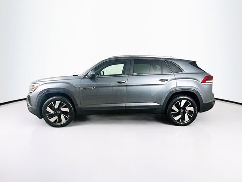Used 2025 Volkswagen Atlas Cross Sport SE FWD image 4