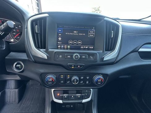 Used 2023 GMC Terrain SLE w/ Driver Convenience Package image 20