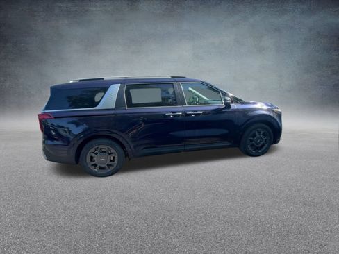 New 2026 Kia Carnival EX image 24