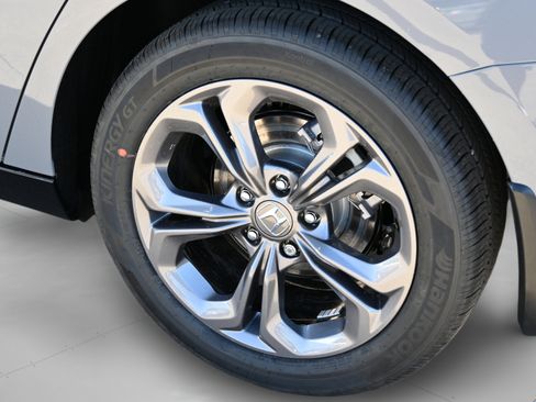 New 2025 Honda Accord EX-L image 36
