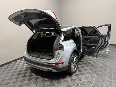 Used 2023 Lincoln Corsair AWD w/ Equipment Group 101A image 28