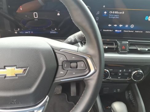 Used 2024 Chevrolet TrailBlazer LT w/ Convenience Package AWD/4WD image 24
