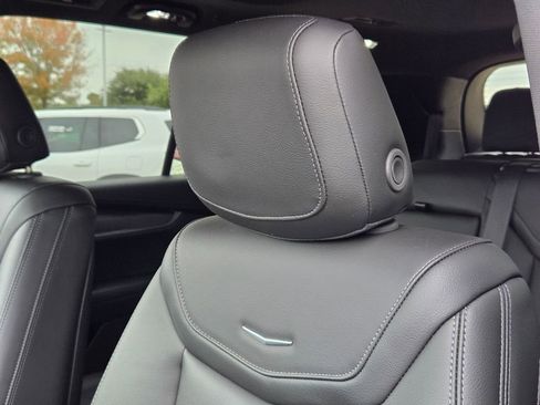Certified 2024 Cadillac XT6 Luxury w/ LPO, Floor Liner Package image 12