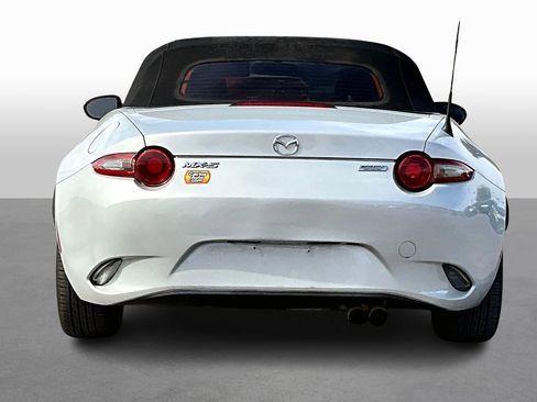 Used 2017 MAZDA MX-5 Miata Sport image 4