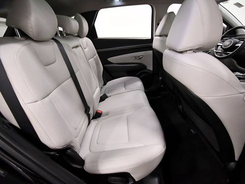 Used 2023 Hyundai Tucson Limited AWD/4WD image 18