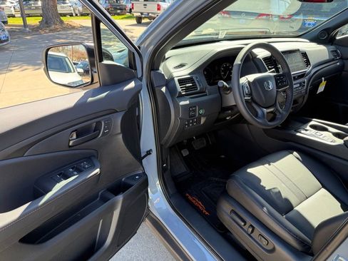 Used 2026 Honda Ridgeline TrailSport image 13