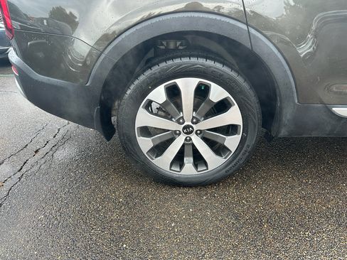 Used 2021 Kia Telluride S image 5