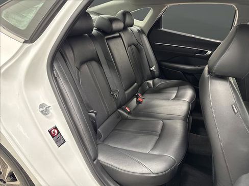 Used 2022 Hyundai Sonata Limited image 30