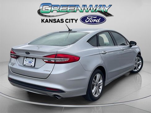 Used 2018 Ford Fusion S image 7