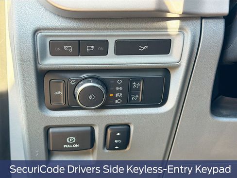 Used 2022 Ford F150 XLT w/ Equipment Group 302A High image 16