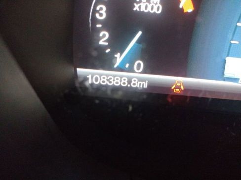 Used 2018 Ford Fusion Titanium image 18