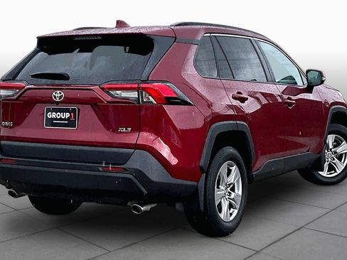 Used 2023 Toyota RAV4 XLE w/ Convenience Package FWD image 12