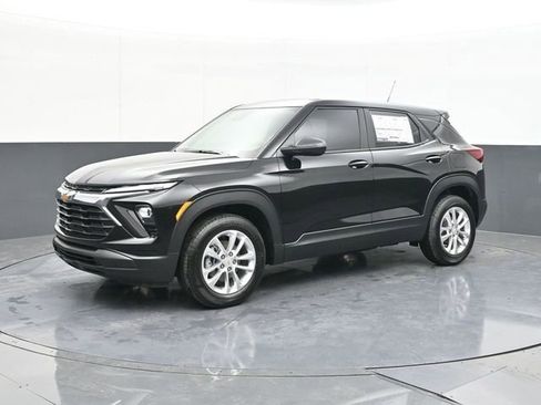 New 2026 Chevrolet TrailBlazer LS w/ LS Convenience Package FWD image 7