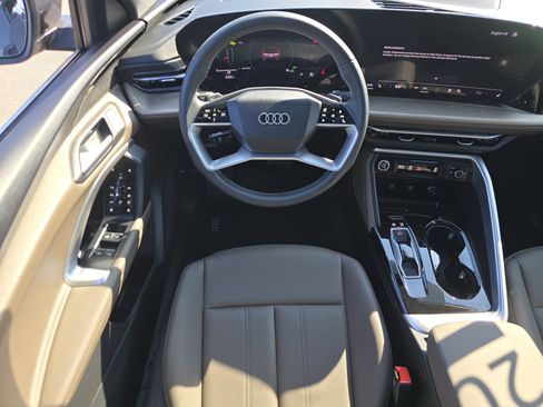 Certified 2025 Audi Q5 Premium w/ Convenience Package AWD/4WD image 23