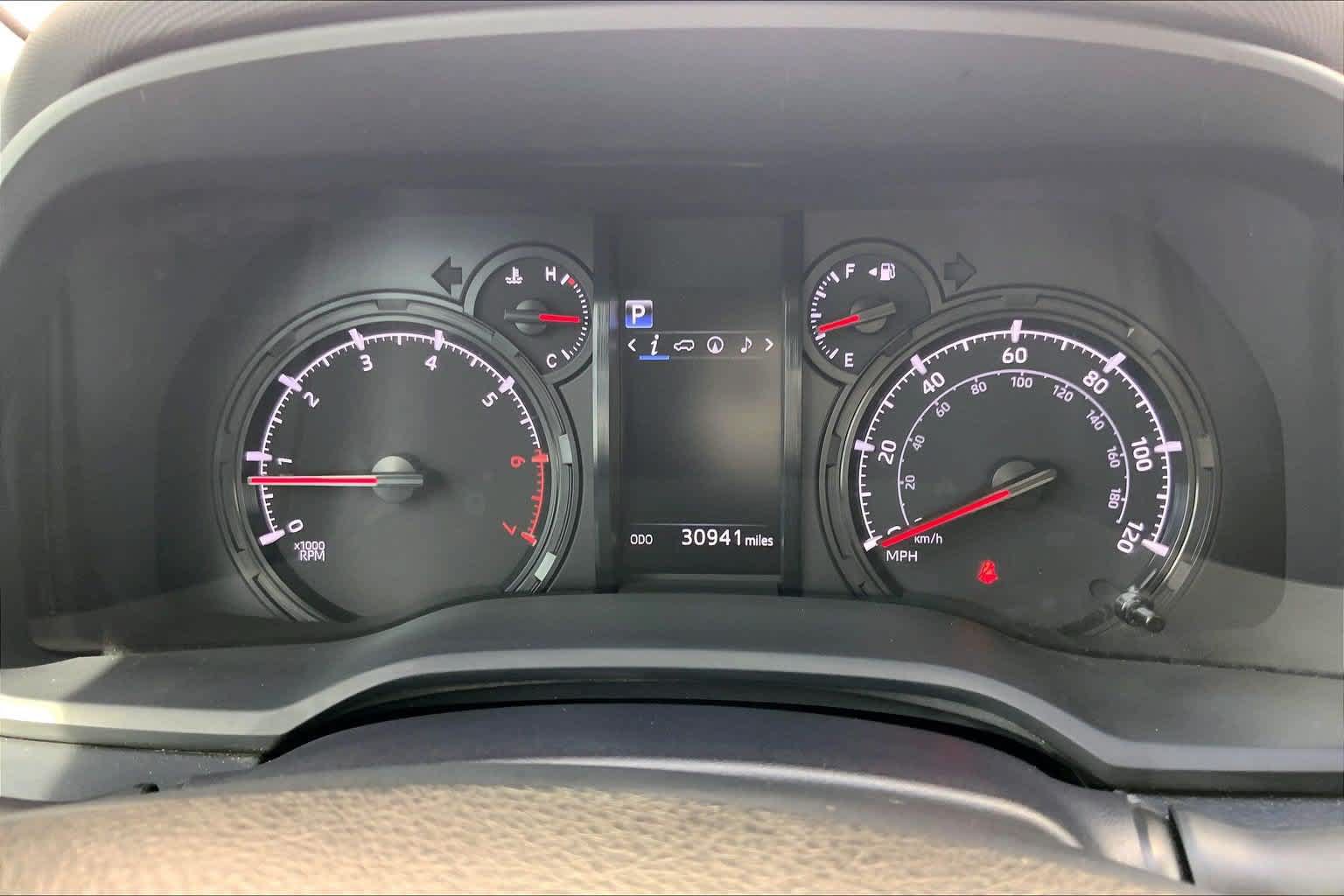 Used 2022 Toyota 4Runner SR5 Premium RWD image 17
