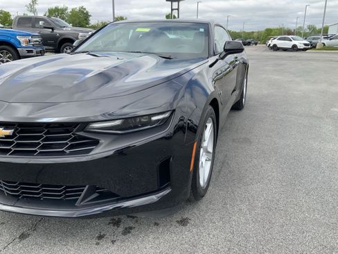 Used 2019 Chevrolet Camaro LT w/ Technology Package RWD image 14