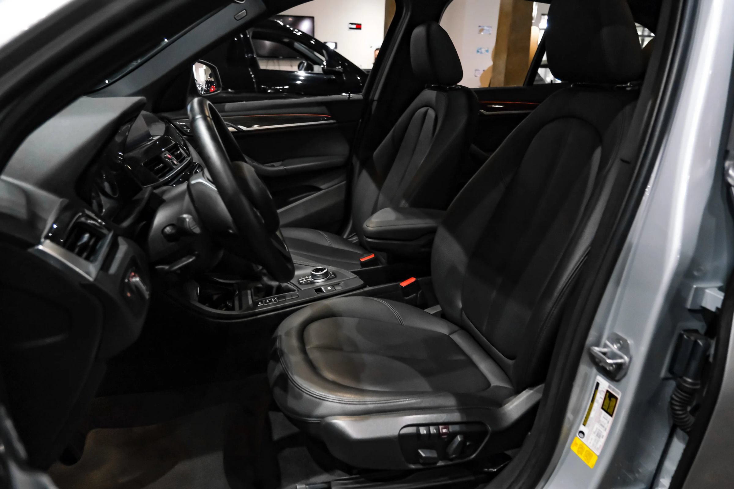 Used 2018 BMW X1 sDrive28i FWD image 29